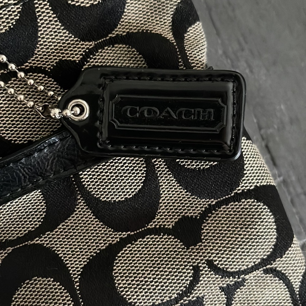 Coach purse - Picture 3 of 5